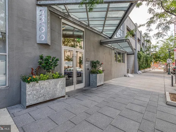 2200 Arch St APT 409, Philadelphia, PA 19103