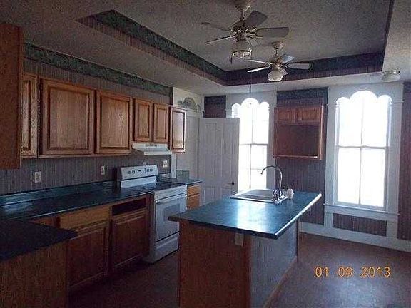 5th image of 309 E 4th St