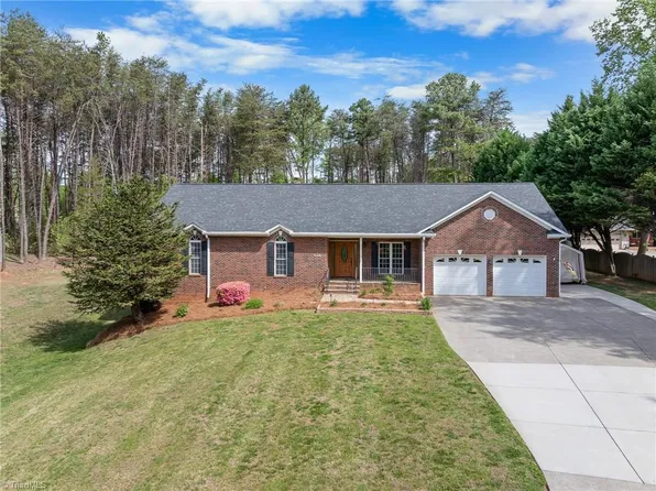 2823 Friedland Church Rd, Winston Salem, NC 27107