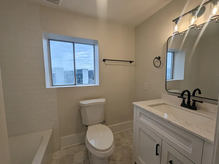 5229 Stanton Ave — Photo 8