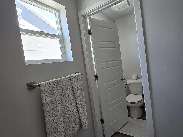 3299 S Claire Ave — Photo 24