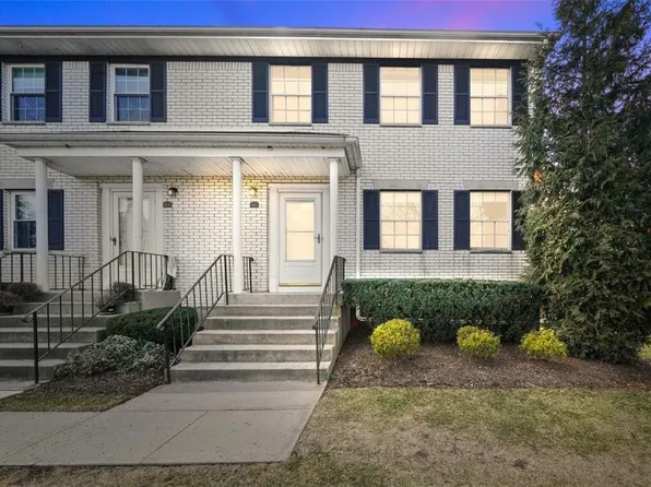 515 Jumano Court, Suffern, NY 10901