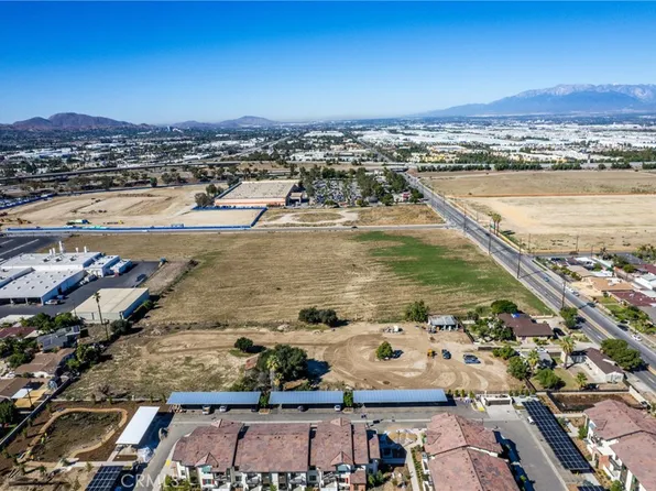 831 W Lugonia Ave #2, Redlands, CA 92374