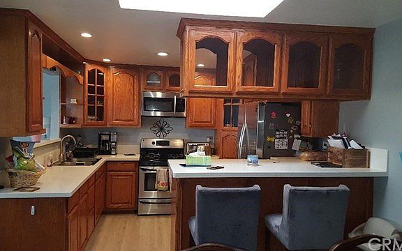 5th image of 826 N Orange Ave