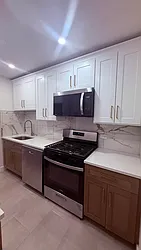 665 Thwaites Place, #4N