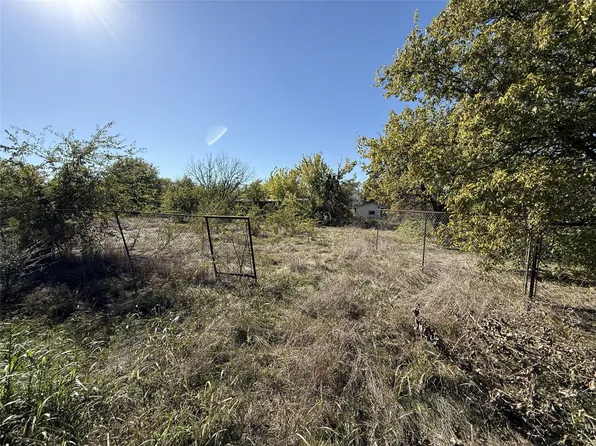 18050 Bruno Rd, Justin, TX 76247