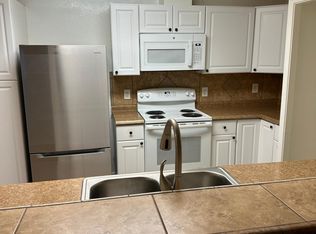 4056 W Calimyrna Ave APT 102, Fresno, CA 93722