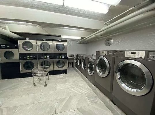 5th image of 41-11 Parsons Blvd #108