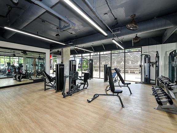 4th image of 1950 Howell Mill Rd NW #4053