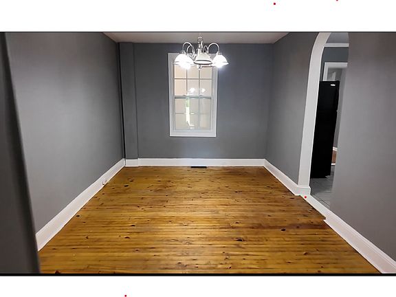 3rd image of 4113 W Sugar Creek Rd