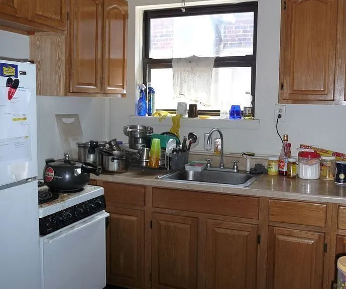 3233 Powelton Ave #3 — Photo 2