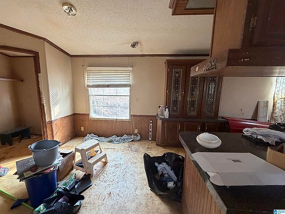 5th image of 1069 Midway Estates Rd