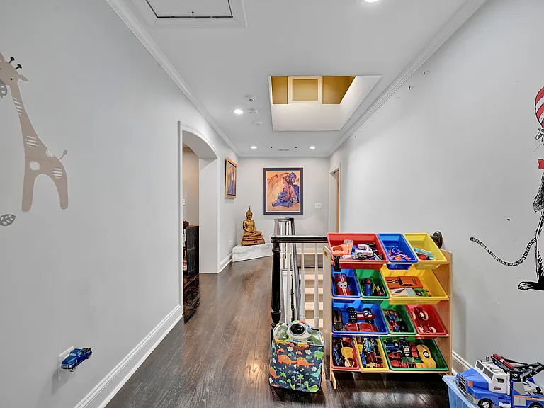 6907 Bradley Blvd — Photo 37