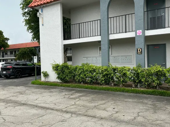 1961 W WOOLBRIGHT Road #D103, Boynton Beach, FL 33426