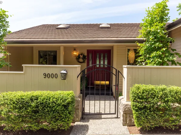 9000 NW Lakeshore Ave, Vancouver, WA 98665