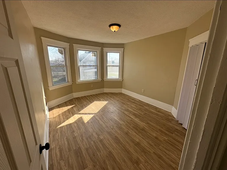 470 Arbor Rd — Photo 12
