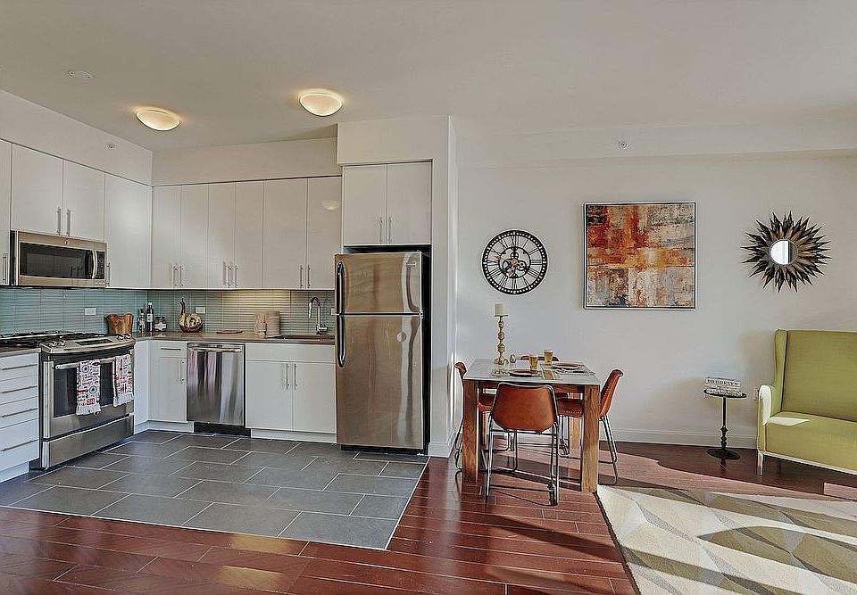 1st image of 81 Fleet Pl APT 3J