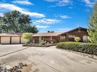 15527 Woods Valley Rd, Valley Center, CA 92082