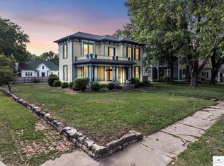 424 S Grand Ave, Sedalia, MO 65301