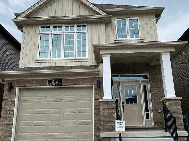 212 Woodbine Ave — Photo 1