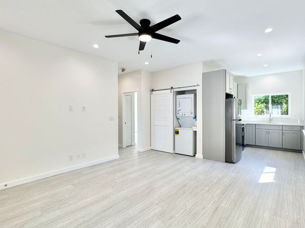 14 Wood St