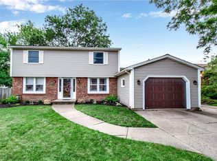 52 Park Lane Cir, Lockport, NY 14094