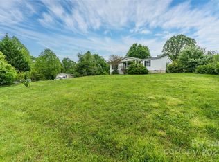 445 Old Holbert Rd, Hendersonville, NC 28792