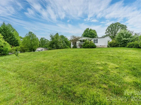 445 Old Holbert Rd, Hendersonville, NC 28792