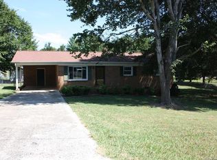 1599 Green Acres Rd, Lincolnton, NC 28092