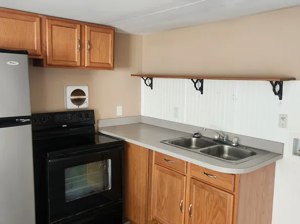 751 Three Bridges Estates Cir, Jacksonville, NC 28540