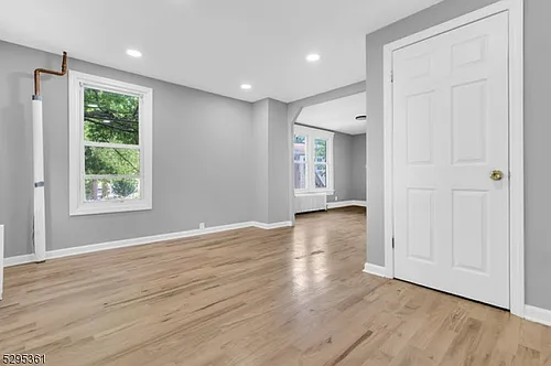 274 W Grand Ave #1 Photo 1