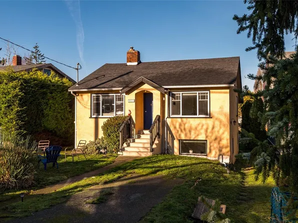 3026 Donald St, Saanich, BC V9A 1Y2