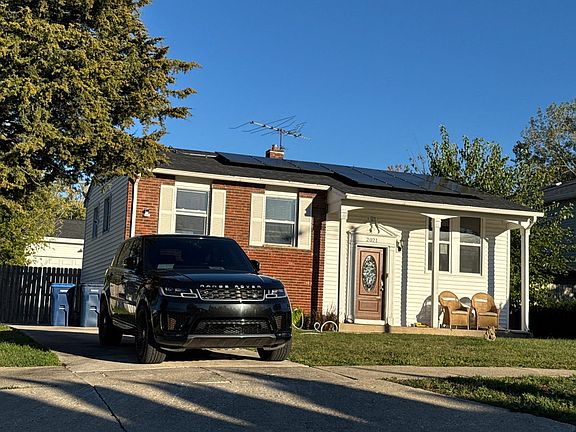 3rd image of 2021 Honore Ave
