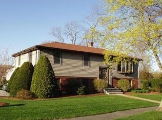 3 Judith Rd, Peabody, MA 01960