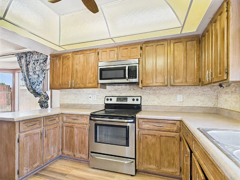 4533 W Brown St — Photo 11