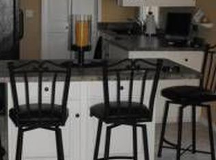 27031 Hillside Ct, Sturgis, MI 49091