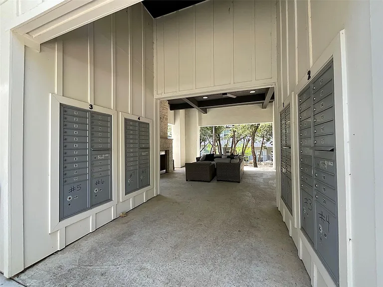 12001 Vista Parke Dr #203 — Photo 19