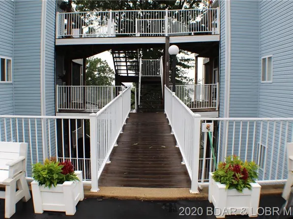 930-2 Buckingham Dr, Camdenton, MO 65020