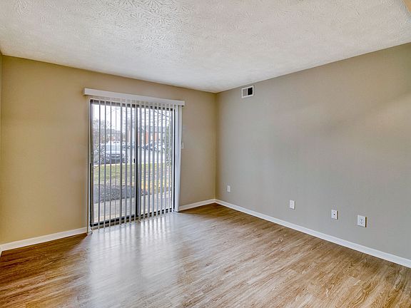 5th image of 545 English Village Dr #201