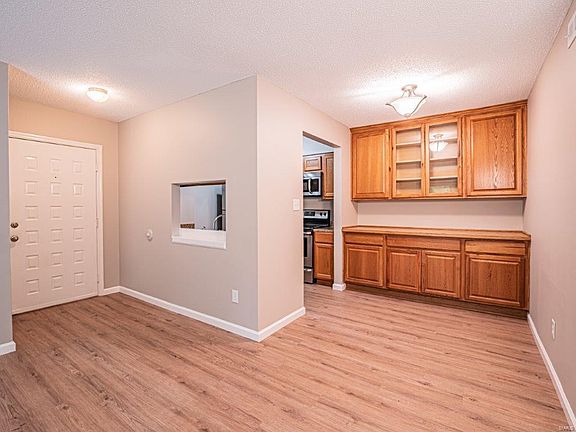 5th image of 6816 Cottage Grove Ln APT A