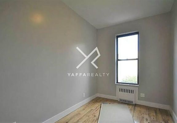 5th image of 1173 Bedford Ave APT 2