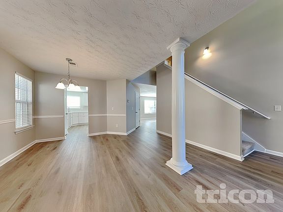 2nd image of 364 Nunnally Dr