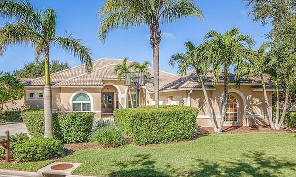 1st image of 11941 Cypress Links Dr