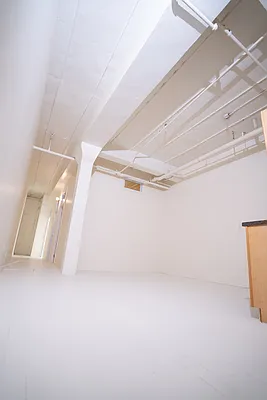 Rented by Nooklyn NYC LLC | media 17