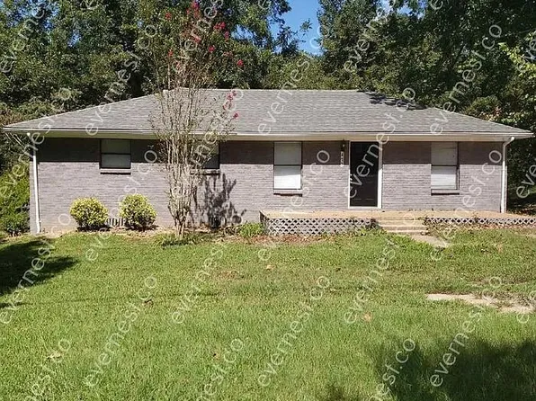 475 Lowe Cir, Richland, MS 39218