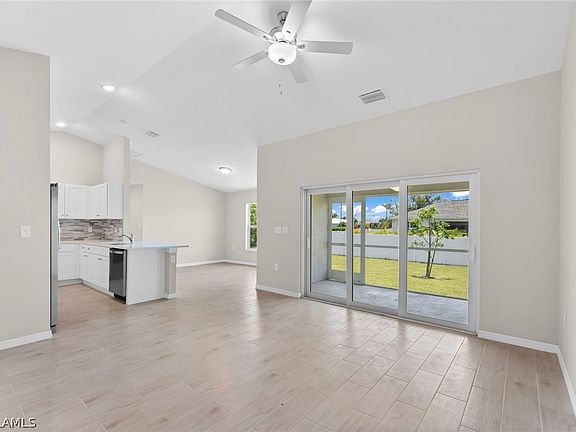 5th image of 2742 NW 41st Pl