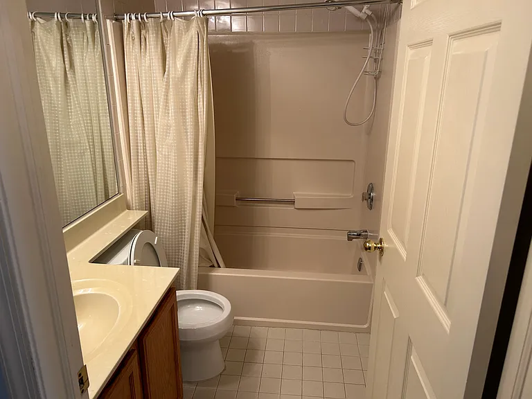 231 Waterford Dr — Photo 18