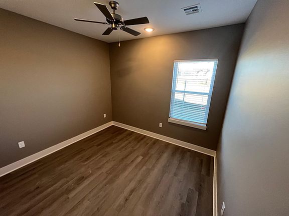 4th image of 12128 W Cora St