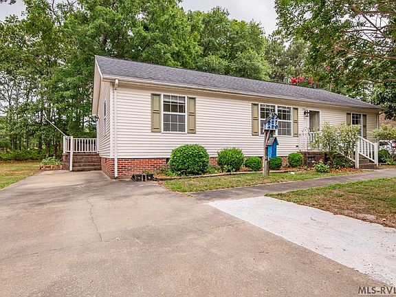 2nd image of 1308 Georgia Ave