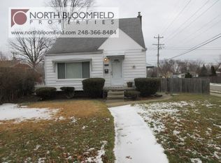 2004 Helen St, Garden City, MI 48135